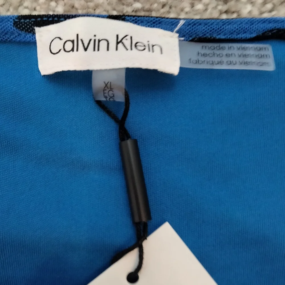 NWT XL Calvin Klein Blue Camo Sleeveless Top - Picture 4 of 10